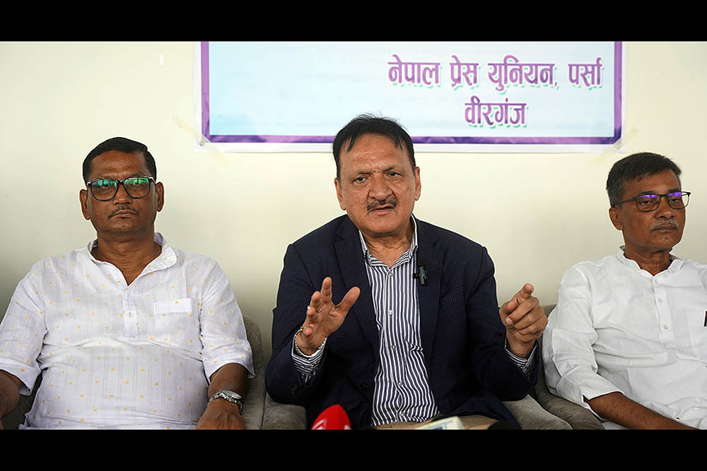 Government conducting feasibility study to bring ruined factories into operation